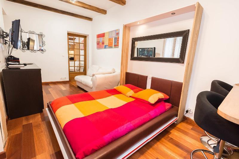 Abbesses Montmartre Apartment Paris Room photo